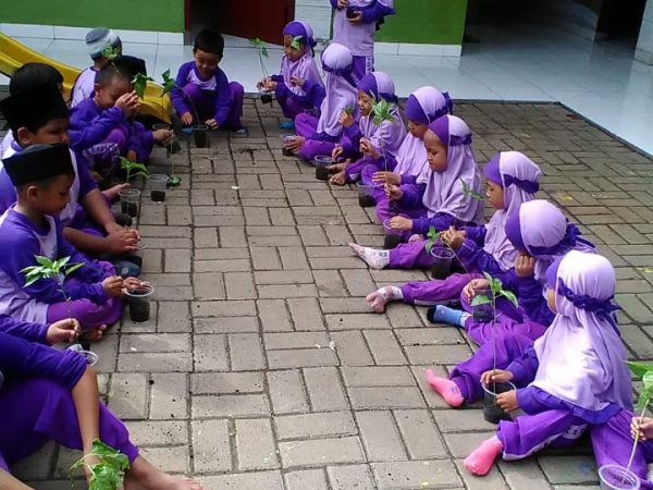 Menanam